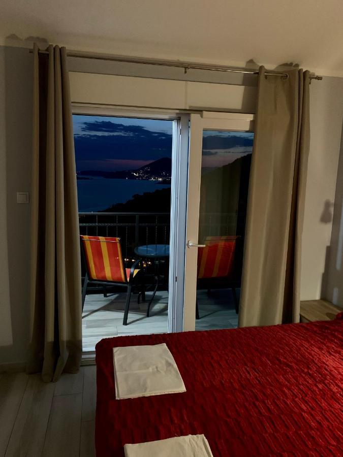 Apartments Mm Sveti Stefan Exteriör bild
